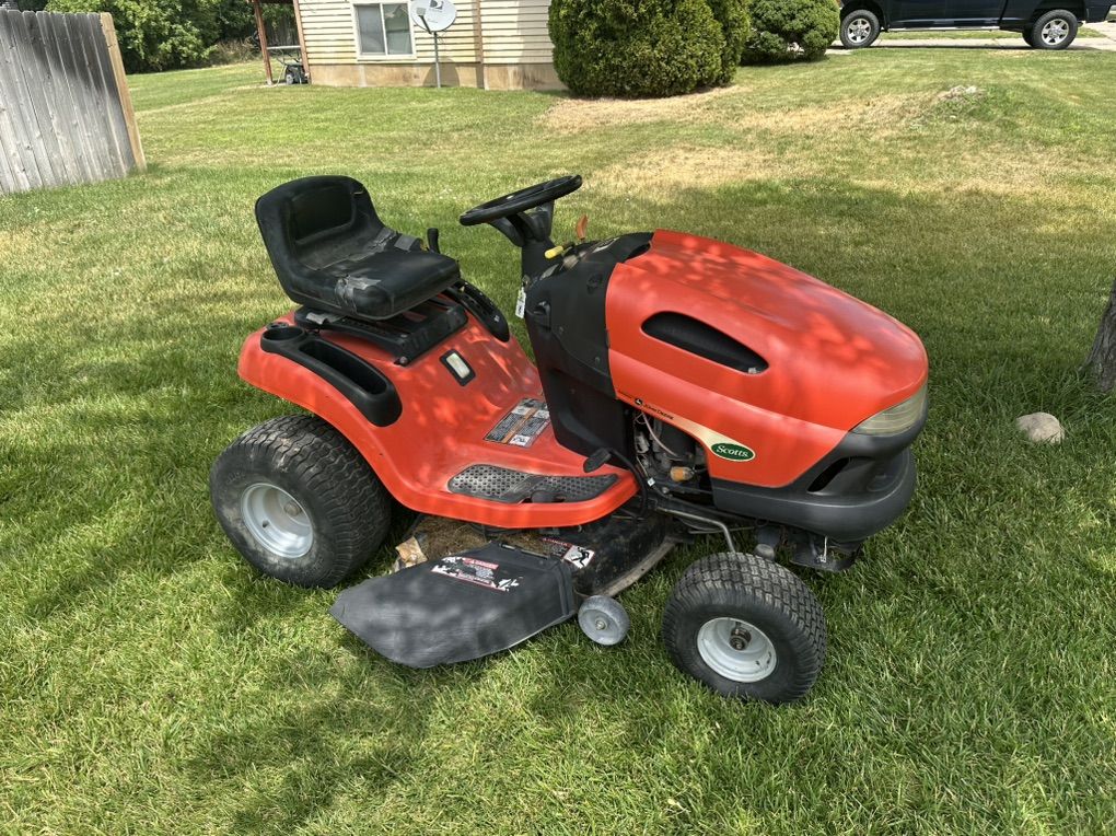 Riding Lawnmower