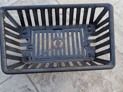 Heavy-Duty Cast Iron Fireplace Grate (24”)
