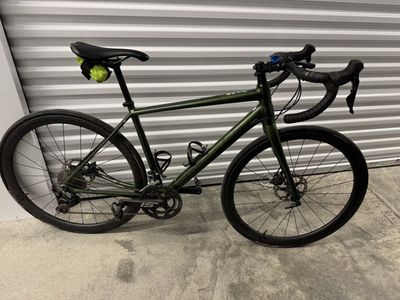 Cannondale Synapse AL Disc SE 105 – Size 54 – Carbon Wheels + Power Meter