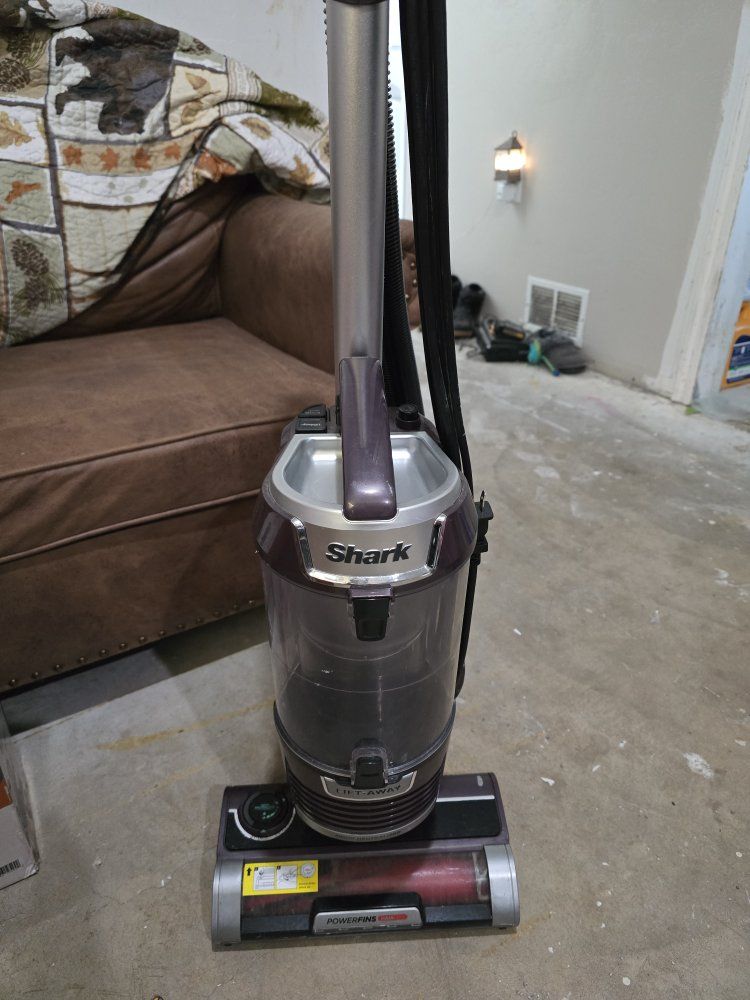 Shark Lift-Away Upright Vacuum with PowerFins
