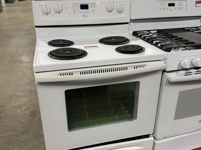 Whirlpool White Electric Coil Top Freestanding Range Oven Stove