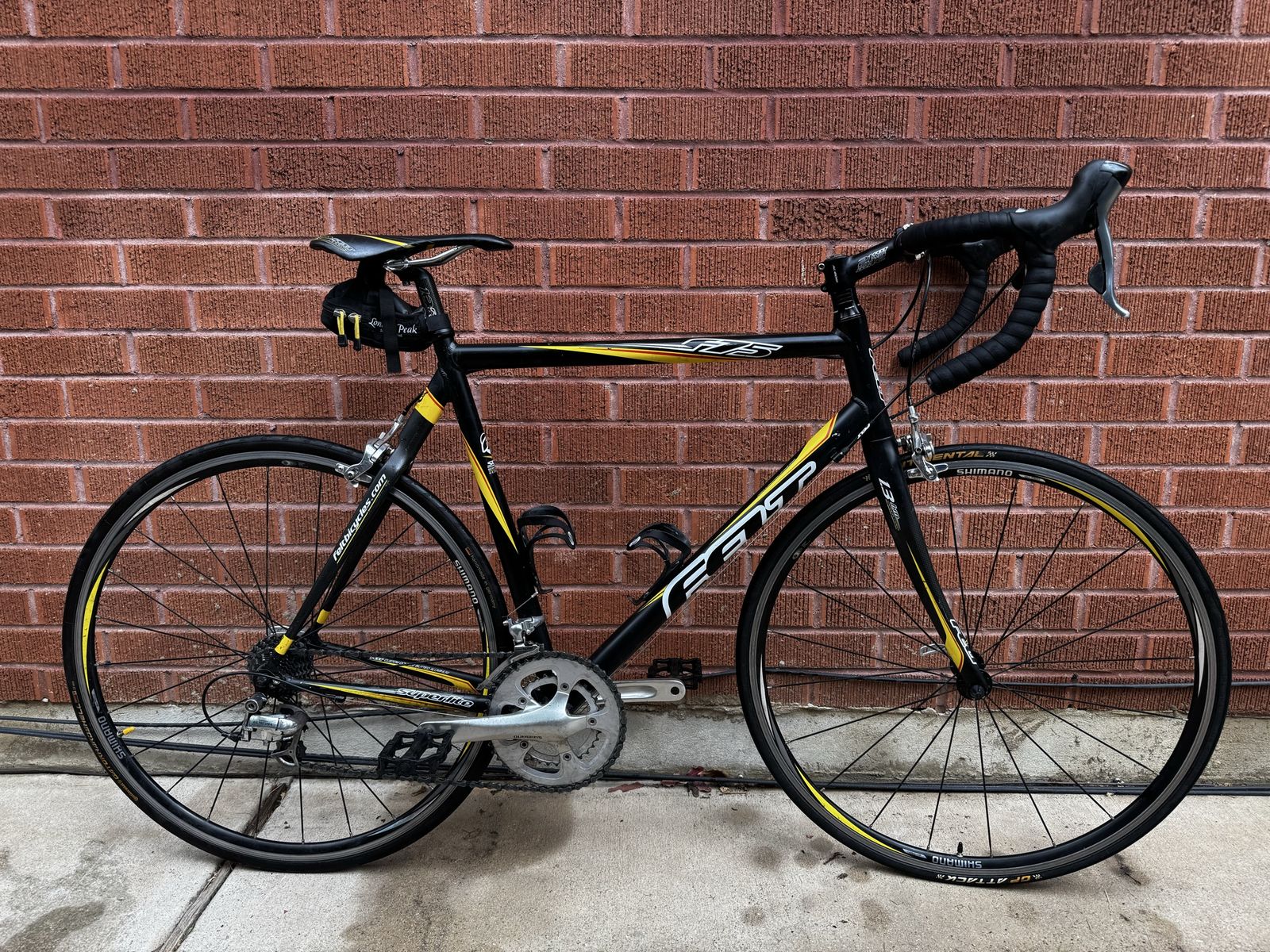 Felt F75 Road Bike