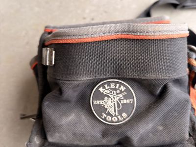 Klein Tools 5183P Multi-Purpose Tool Pouch Organizer Bag with Metal Clip