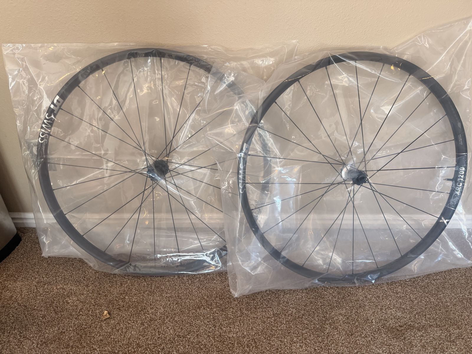 DT Swiss 1200 XCR wheelset like new