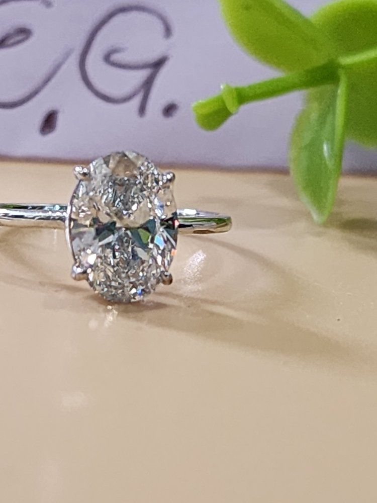 K18 Made in Japan Oval Cut Diamond Ring 2.00 Cts D Color, 2.45 Gms, Solitaire Style