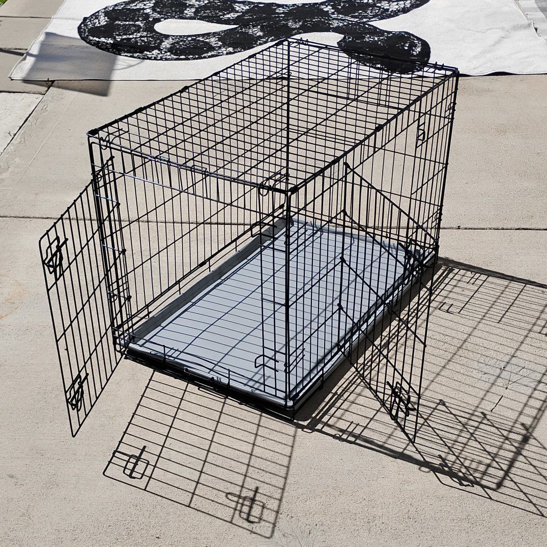 large dog kennel cage crate 36in L 22in W 25in H