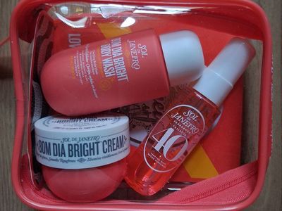 New Sol De Janeiro Bom Dia Bright Jet Set in Clear Zippered Bag