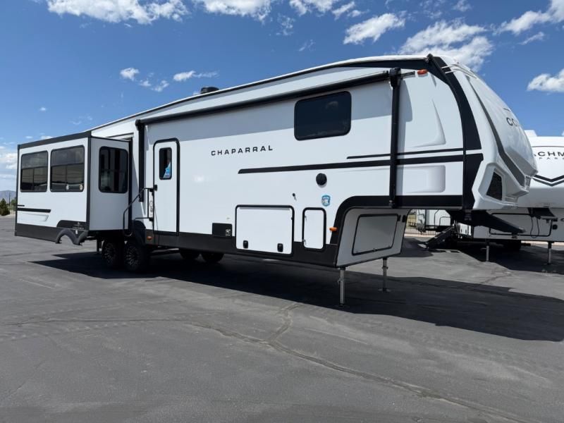 New 2026 Coachmen Chaparral 360IBL
