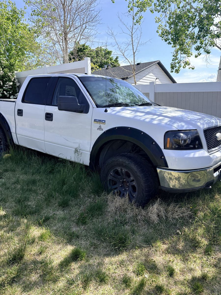 2006 FORD F150 XLT