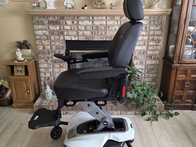 Pride Jazzy Air 2 Elevating Wheelchair - PRICE DROP