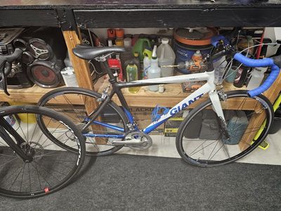 Giant TCR 1 med. full carbon