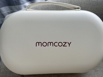 Momcozy M5 wearable breast pump
