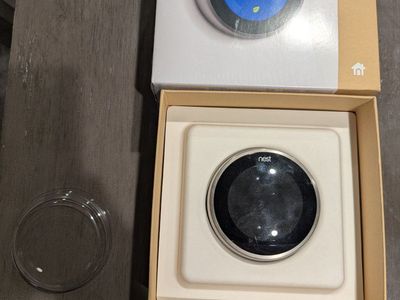 Google Nest Learning Thermostat (3rd Generation) - Stainless Steel