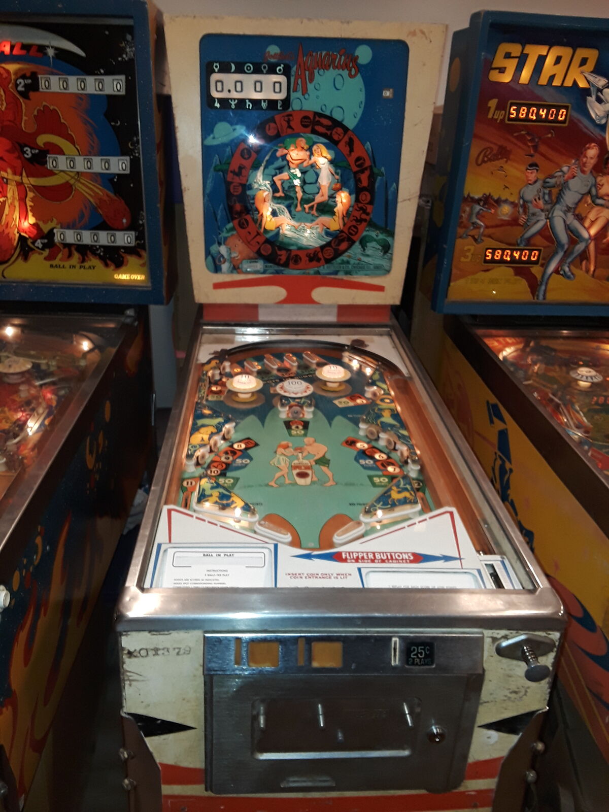 Aquarius full size arcade pinball machine