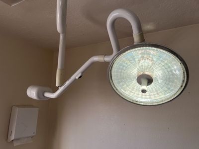 Ritter 355 medical surgical exam examination light