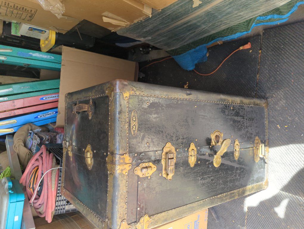 traveling salesman railroad trunk all original