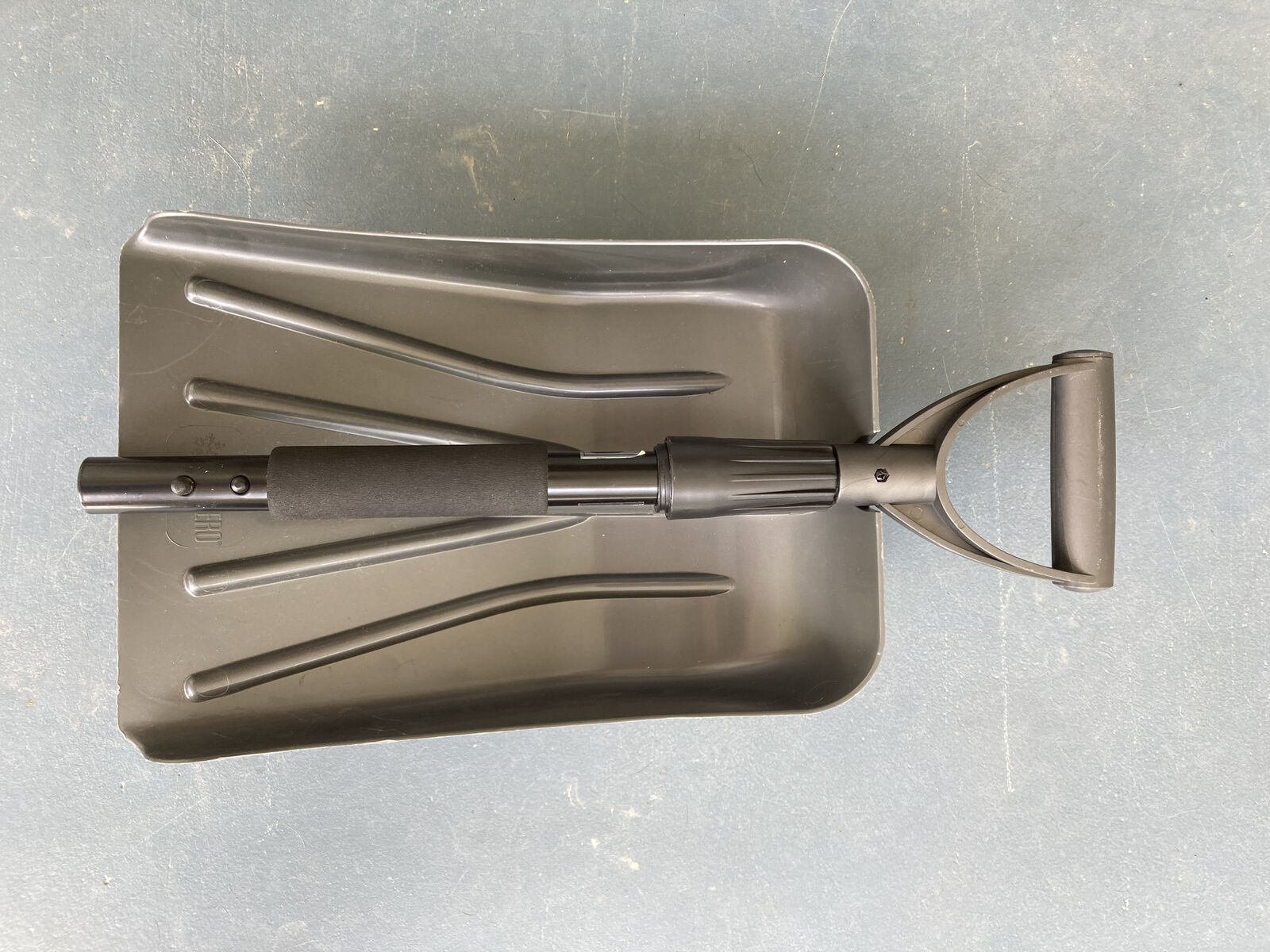 SubZero Collapsible Emergency Shovel