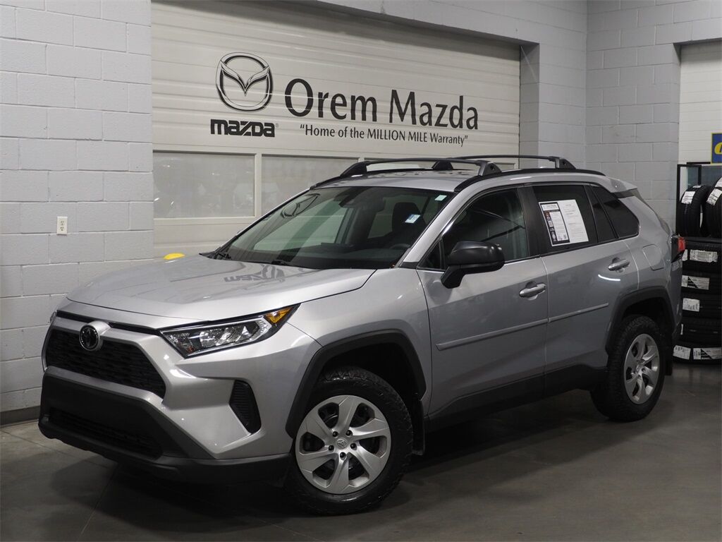 2021 Toyota RAV4 LE