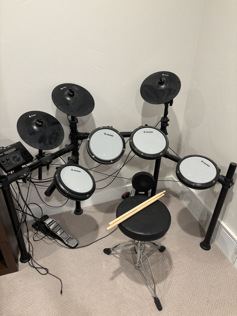 Donner DED-200 Electric Drum Sets with Quiet Mesh