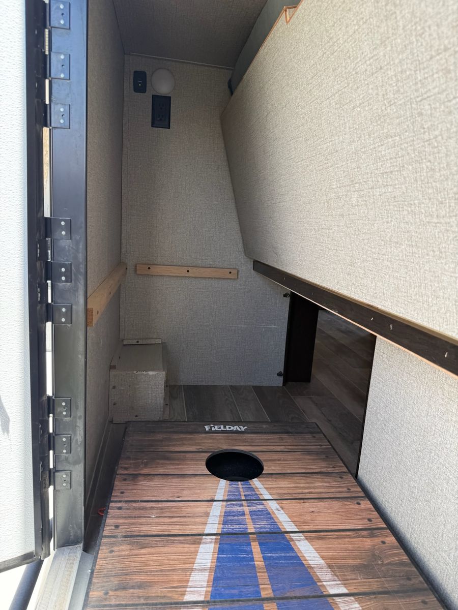Main image 22