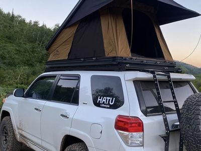 4x4 Colorado Nimbus Hardshell Rooftop Tent