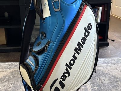 TaylorMade Tour Bag