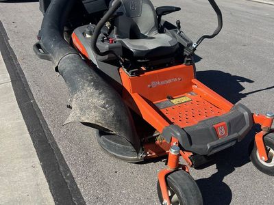 Husqvarna Z242F Mower w/ extras