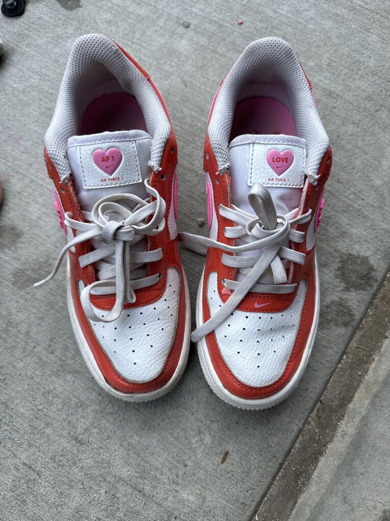 Nike Air Force 1 Valentines Size 5Y