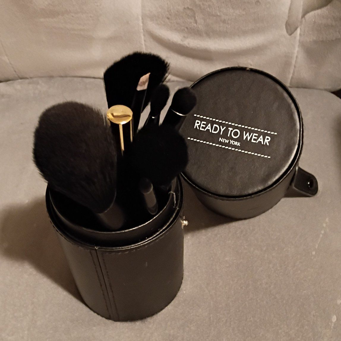 * NEW MAKEUP BRUSHES *