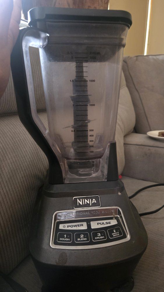 Ninja Professional 1500W Blender with Dough, Blend, Crush, Pulse & Single Serve Functions