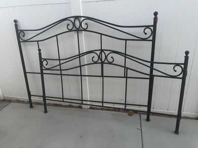 King-Size Headboard and Footboard
