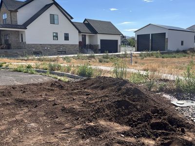 Free Top Soil - Approx. 10-15 Wheelbarrow Loads Available for Pickup