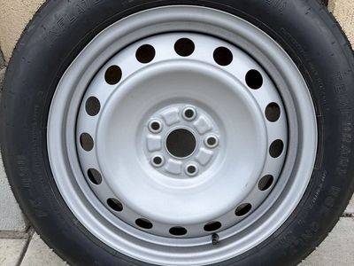 Unused spare wheel