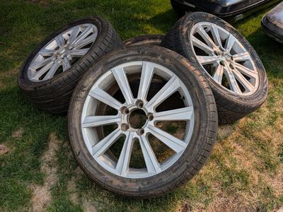 Set of 4 5 lug Toyota Tundra/Sequoia 20 inch Rims and Tires 305 40 R22