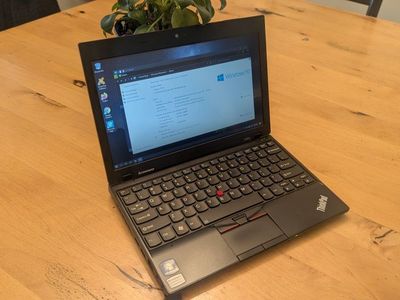 Lenovo Thinkpad x100e laptop notebook computer PC