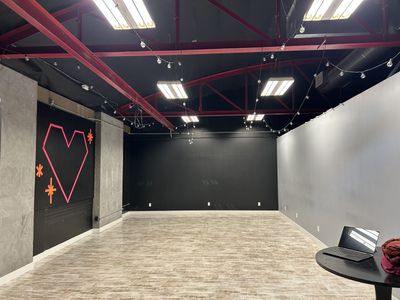 Studio Rental – Flexible Creative Space (Daily Rates Available)