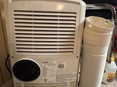 11500 BTU portable standing AC Unit - 120 VAC