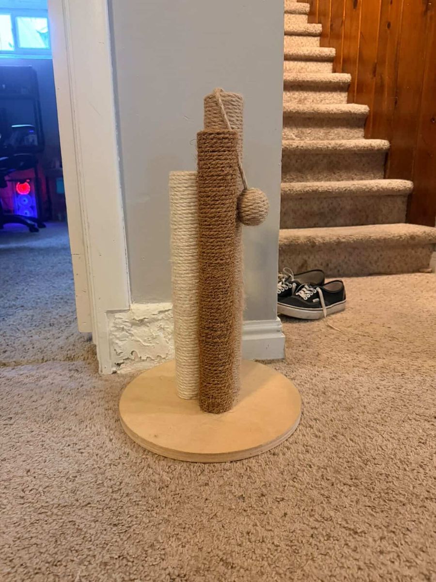 Cat Scratching Post