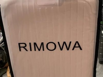 RIMOWA Ballerina Pink Essential .