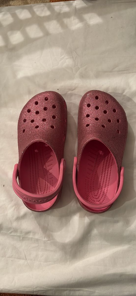 Crocs Pink Glitter Clogs girls sz 4