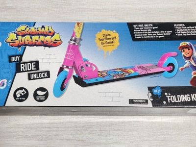 New. Subway Surfer Scooter (girls)