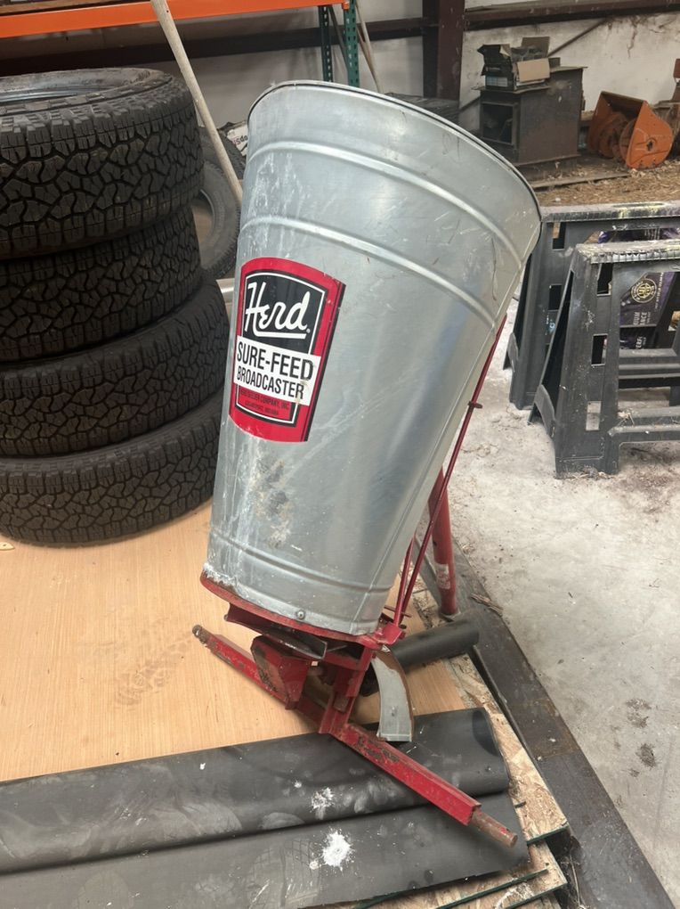 Herd Three Point Fertilizer Spreader