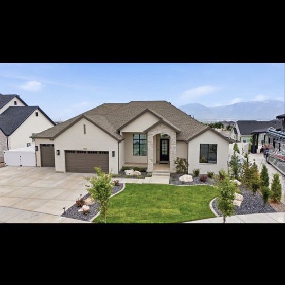 5 bed 4 bath home in West Jordan