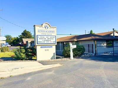 Commercial Building with Beautiful Lot in Growing Twin Falls - Gem!