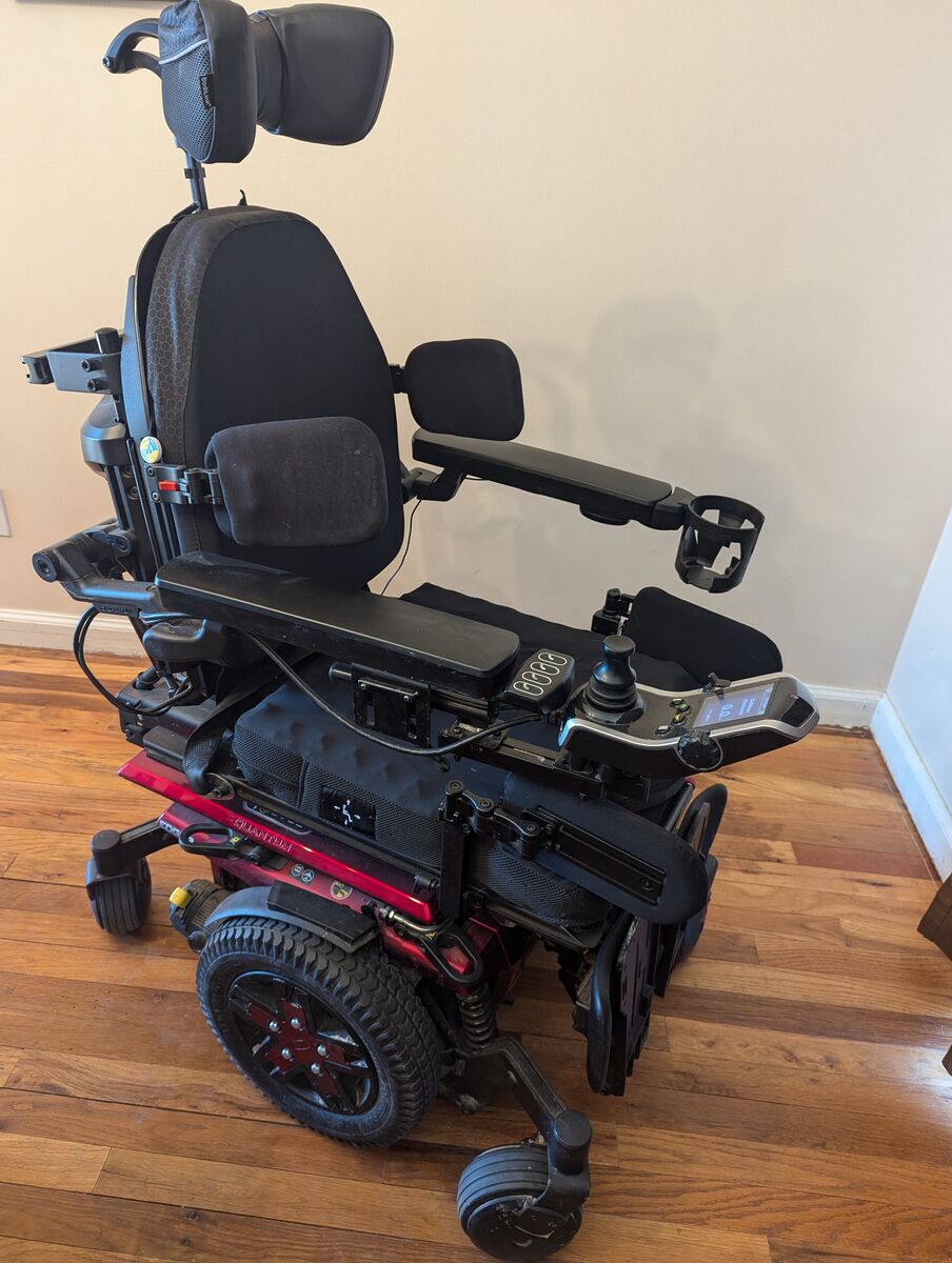 Quantum Edge 3 ilevel power wheelchair