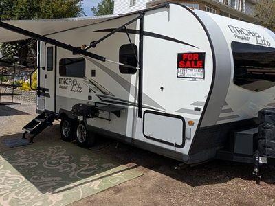 2019 Forest River Flagstaff Micro Lite 21FBRS