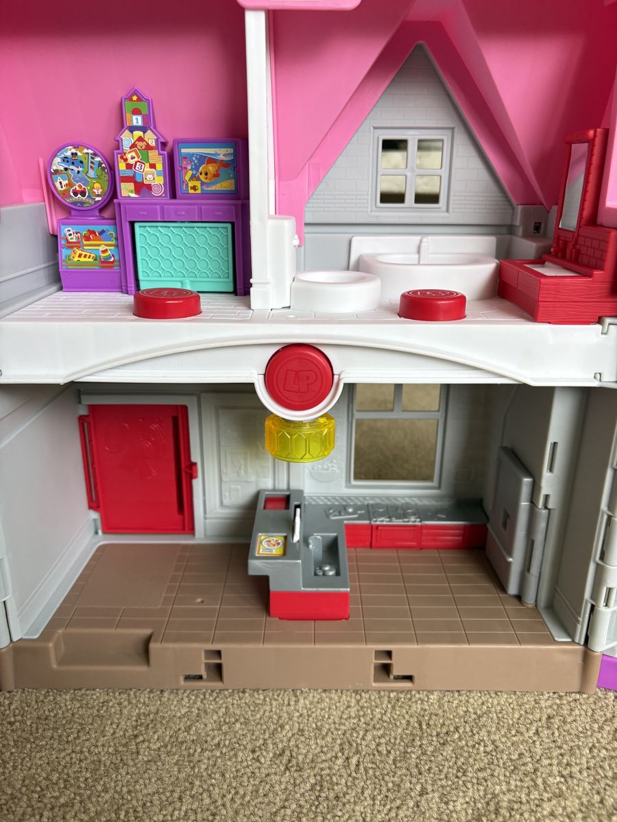 Main image 6