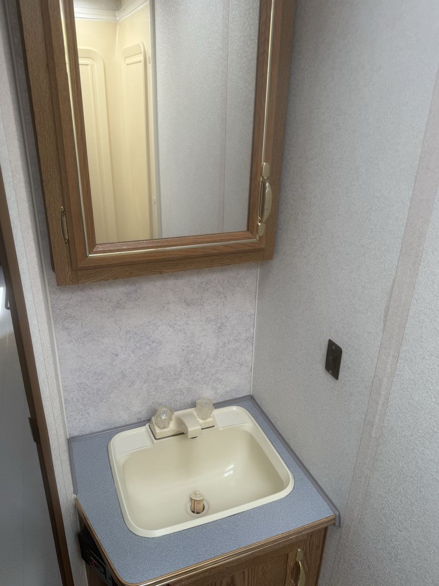 Main image 10