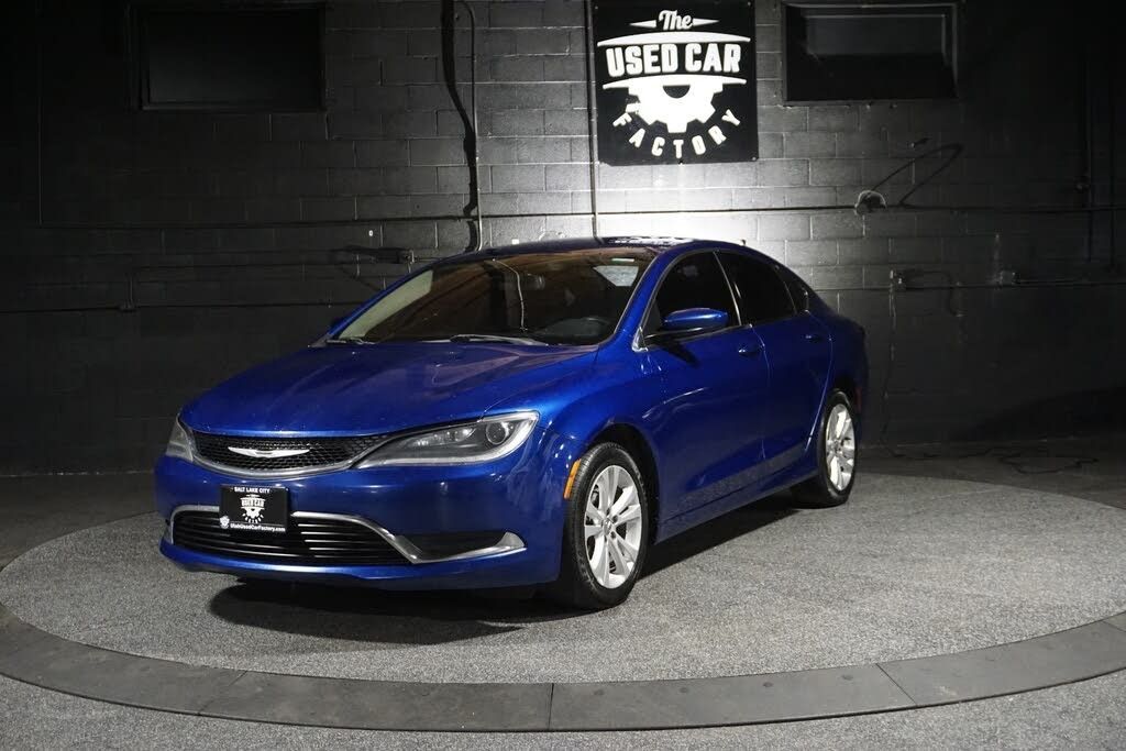2016 Chrysler 200 Limited