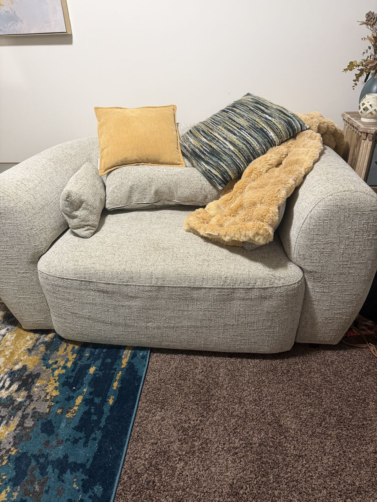 Power chair and electric recliner